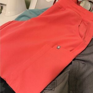 Figs Straight Leg Scrub Pants in Coral with
